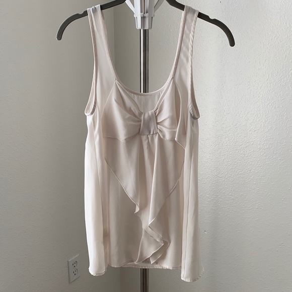 Cream tank with bow detail on back - Picture 1 of 4